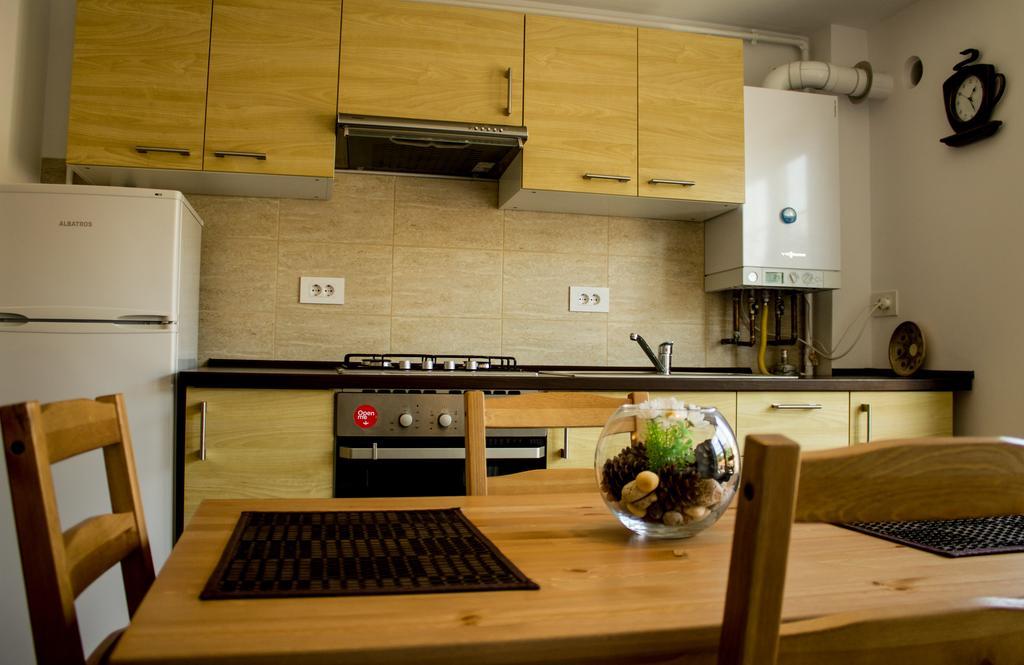Avram Iancu Private Apartment With Ac Brasov Luaran gambar